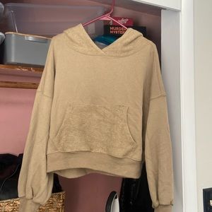 Cropped army green oversized hoodie!